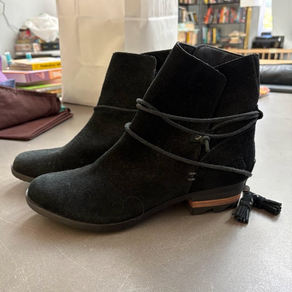 Brand New Sorel "Farah" Black Suede Ankle Boots
